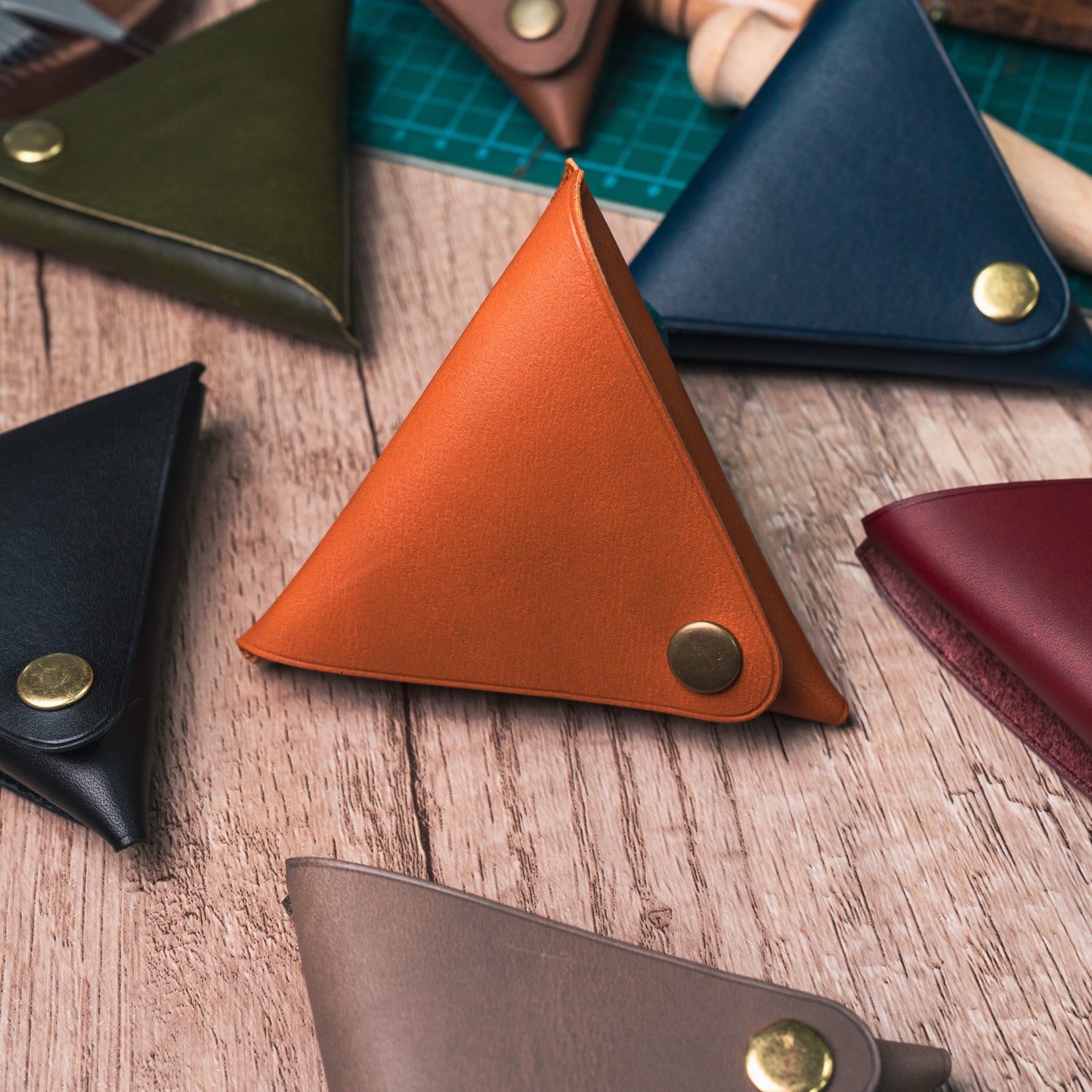 Triangle Coin Pouch - Made to Order (Veg Tan)